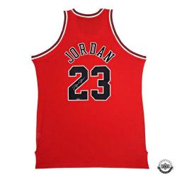 UDAKMJ52819-M JORDAN AUTO BULLS JERSEY CLASSIC RED